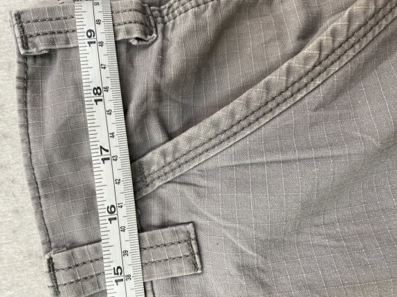 CARHARTT  BERMUDA CARGO MINIMAL GRIGIO UOMO PRE OWNED