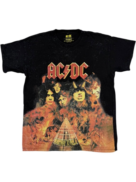 VINTAGE PULL&BEAR AC/DC T-SHIRT 