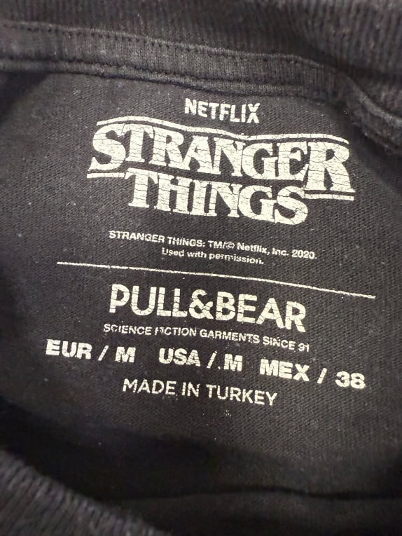 VINTAGE PULL&BEAR STRANGER THINGS NETFLIX T-SHIRT ELEVEN