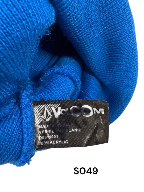 VINTAGE Volcom Beanie - Blue with Stone Logo