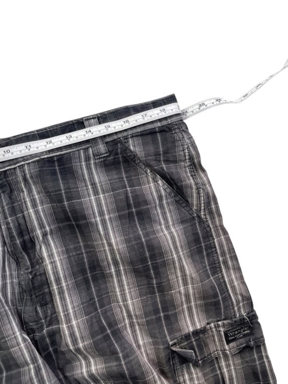 WRANGLER BERMUDA CARGO UTILITY QUADRI CHARCOAL UOMO PRE OWNED XL