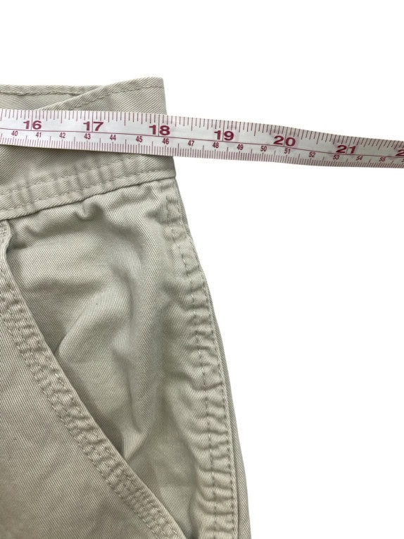 WRANGLER CARGO SHORTS UTILITY BEIGE MEN PRE OWNED XL