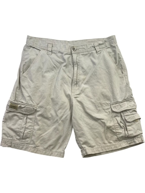 WRANGLER CARGO SHORTS UTILITY BEIGE MEN PRE OWNED XL