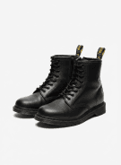 DR MARTENS BOOTS BLACK MEN PRE OWNED EU 33
