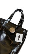 Furla δερμάτινη τσάντα χειρός patent vintage μαύρο ΓΥΝΑΙΚΕΙΟ one size pre-owned