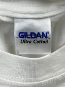 Gildan T-Shirt con logo bianco UNISEX