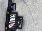 NBA ΓΚΡΙ GRAFIC TEE ΜΕ ΛΟΓΟΤΥΠΟ ΑΝΤΡΙΚΟ PRE OWNED M