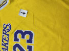 LAKERS G GRAPHIC TEE YELLOW MEN PRE OWNED S