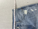 LEVI STRAUSS DENIM SHORTS DISTRESSED BLUE MENS PRE OWNED M