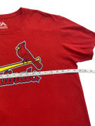 MAJESTIC GRAPHIC TEE SPORTSWEAR RED MEN PRE OWNED XL