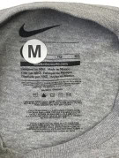 NIKE GRAPHIC TEE ATHLETIC GREY MEN PRE OWNED M
