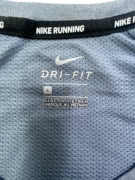 NIKE ΜΠΛΟΥΖΑΚΙ RUNNING DRI-FIT ΛΟΓΟΤΥΠΟ ΜΠΛΕ ΓΥΝΑΙΚΕΙΟ L