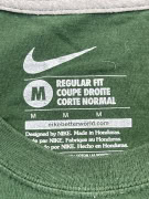Nike T-Shirt The Frozen Tundra Big Logo Verde Unisex M