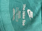NIKE TEE MINIMAL GREEN MEN PRE OWNED S