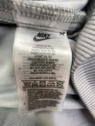 NIKE ΖΑΚΕΤΑ ΦΟΥΤΕΡ ΜΕ ΦΕΡΜΟΥΑΡ LOGO TAPE ΓΚΡΙ ΑΝΔΡΙΚΗ 4XL