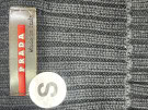 1990s PRADA ΠΛΕΚΤΗ ΜΠΛΟΥΖΑ RIBBED ΜΑΥΡΟ ΑΝΤΡΙΚΟ PRE OWNED S
