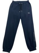 PUMA ΠΑΝΤΕΛΟΝΙ ΦΟΡΜΑΣ CASUAL ΜΕ ΚΕΝΤΗΜΕΝΟ ΛΟΓΟΤΥΠΟ ΜΠΛΕ ΣΚΟΥΡΟ UNISEX M