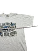 RIVER BAY GRAPHIC TEE VINTAGE OFF WHITE UNISEX PRE OWNED L