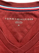 TOMMY HILFIGER T-SHIRT SCOLLO A V LOGO RICAMATO BORDEAUX UOMO M