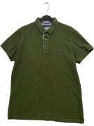 TOMMY HILFIGER POLO ΜΠΛΟΥΖΑ ΜΕ ΛΟΓΟΤΥΠΟ ΧΑΚΙ ΑΝΔΡΙΚΗ M