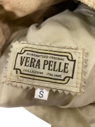 VINTAGE VERA PELLE ΓΥΝΑΙΚΕΙΟ ΣΟΥΕΤ ΤΖΑΚΕΤ ΣΕ ΜΠΕΖ-ΤΑΜΠΑ ΧΡΩΜΑ S